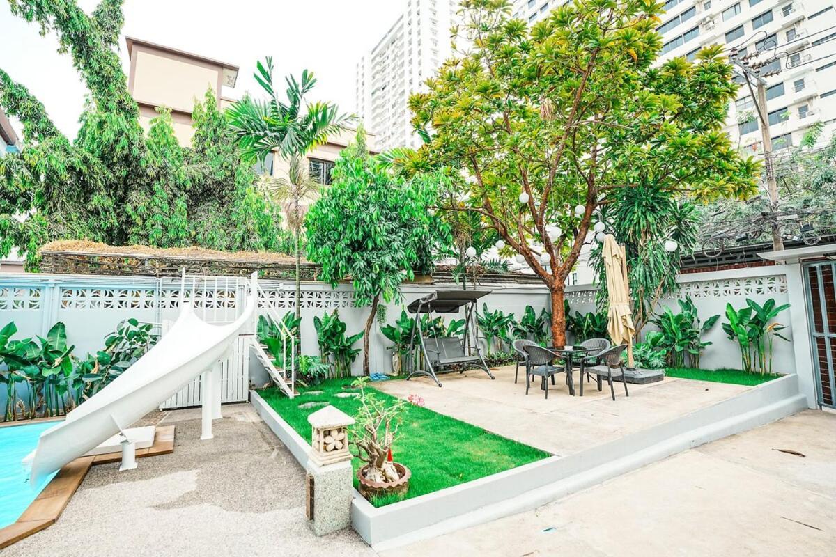 906 Center Single Pool Bts Asok 5 Bedrooms 6 Bathrooms Villa