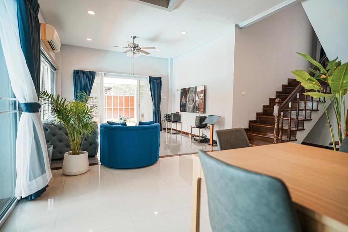 906 Center Single Pool Bts Asok 5 Bedrooms 6 Bathrooms