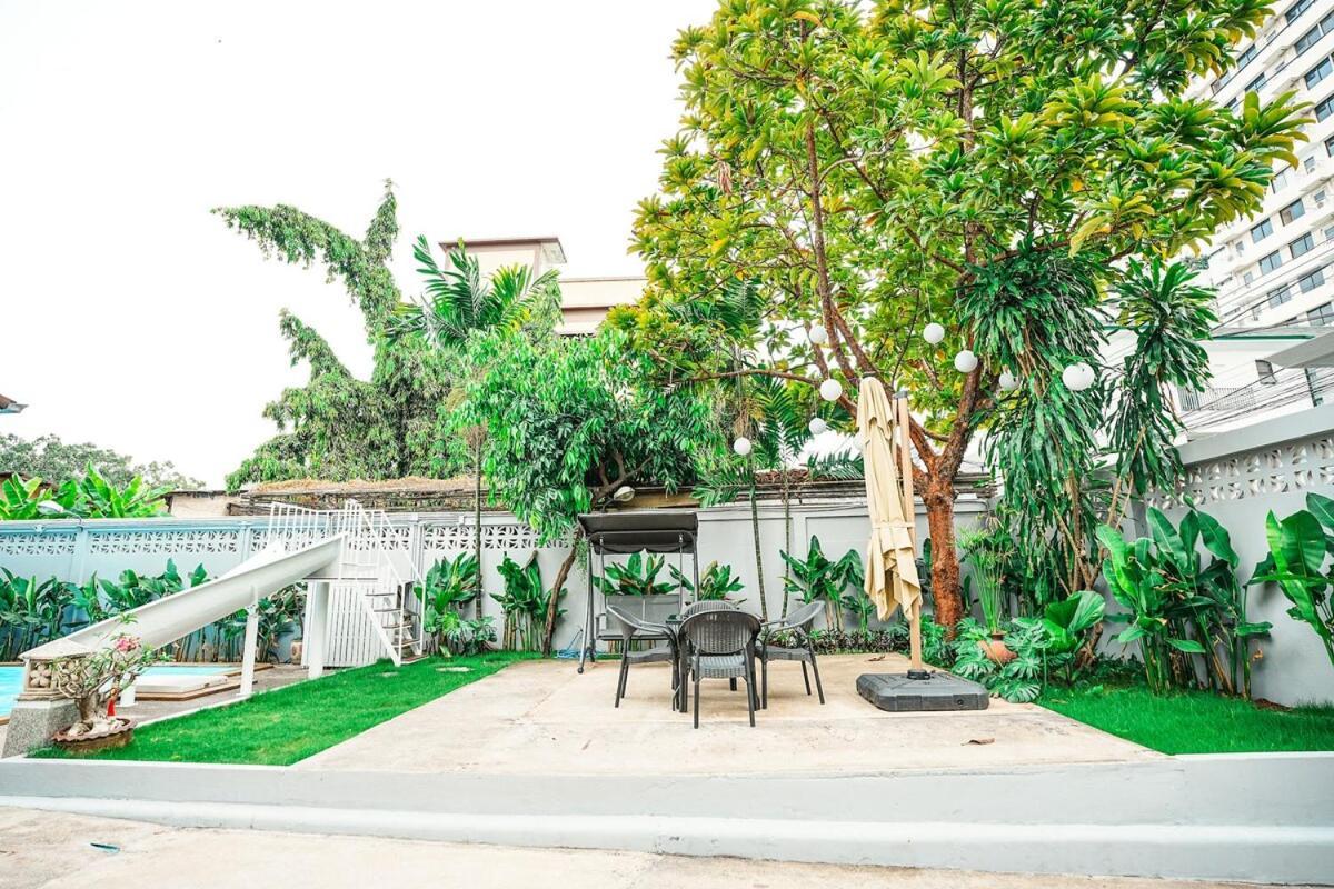 Villa 906 Center Single Pool Bts Asok 5 Bedrooms 6 Bathrooms *