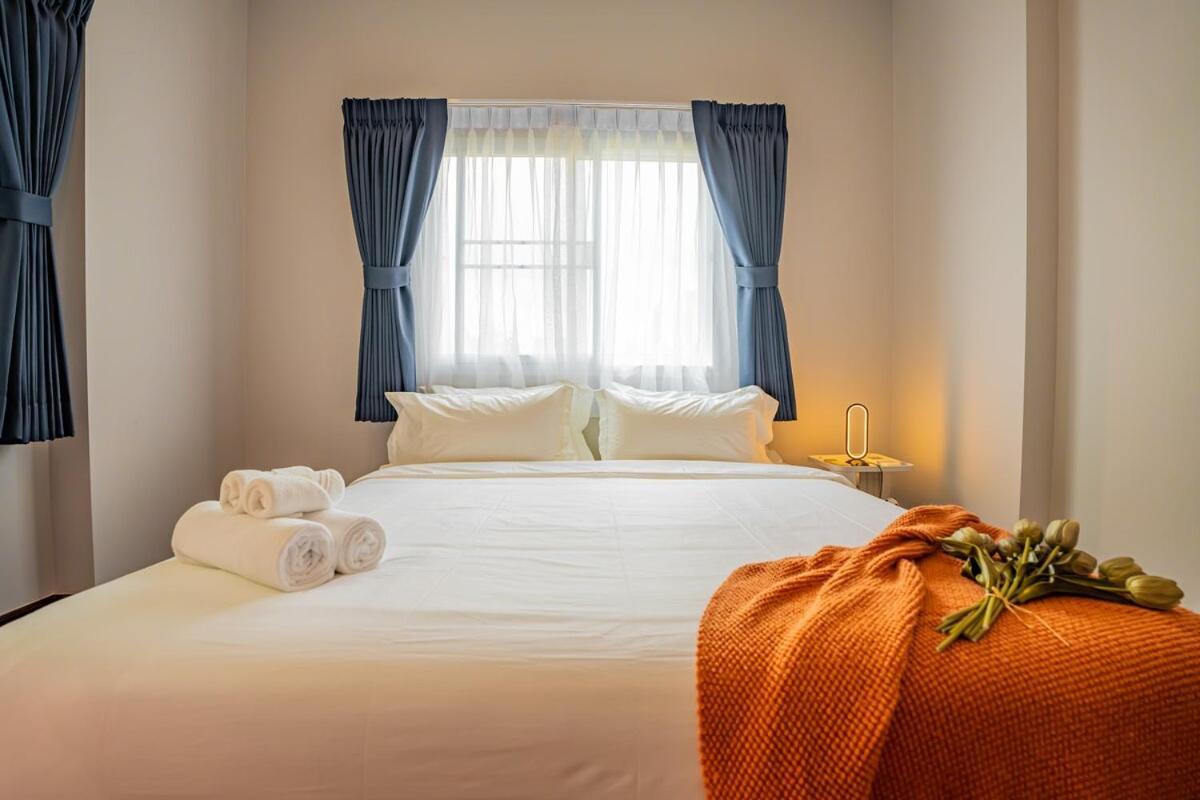 906 Center Single Pool Bts Asok 5 Bedrooms 6 Bathrooms