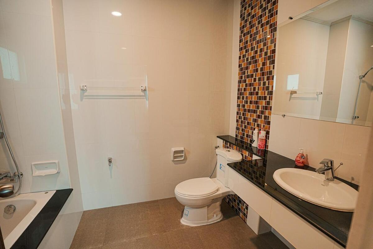 Biệt thự 906 Center Single Pool Bts Asok 5 Bedrooms 6 Bathrooms