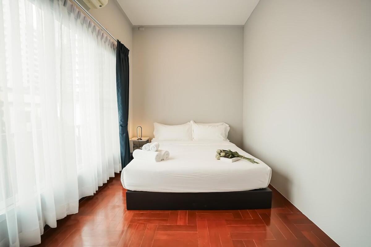 Biệt thự 906 Center Single Pool Bts Asok 5 Bedrooms 6 Bathrooms